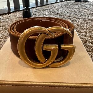 GUCCI leather belt
